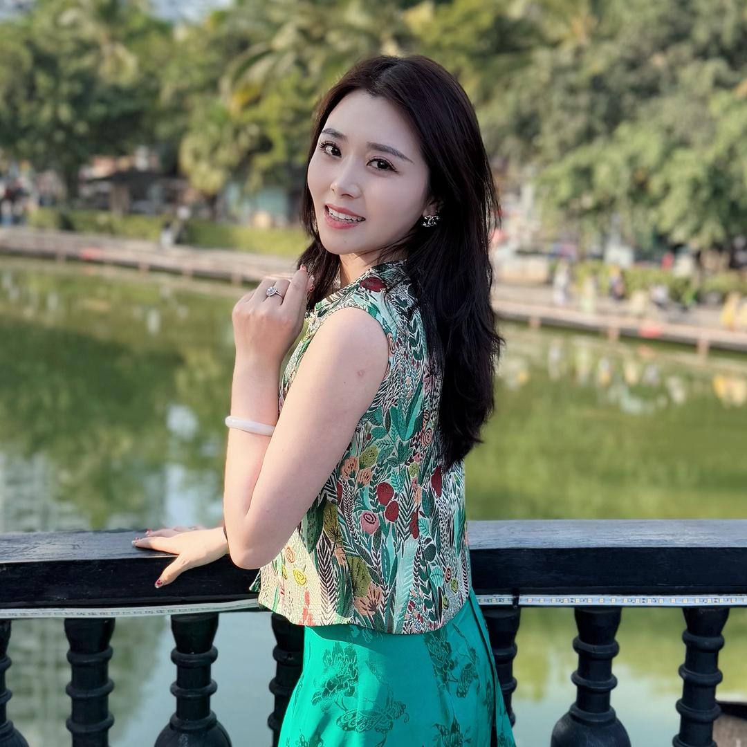 路妹穿搭直播号