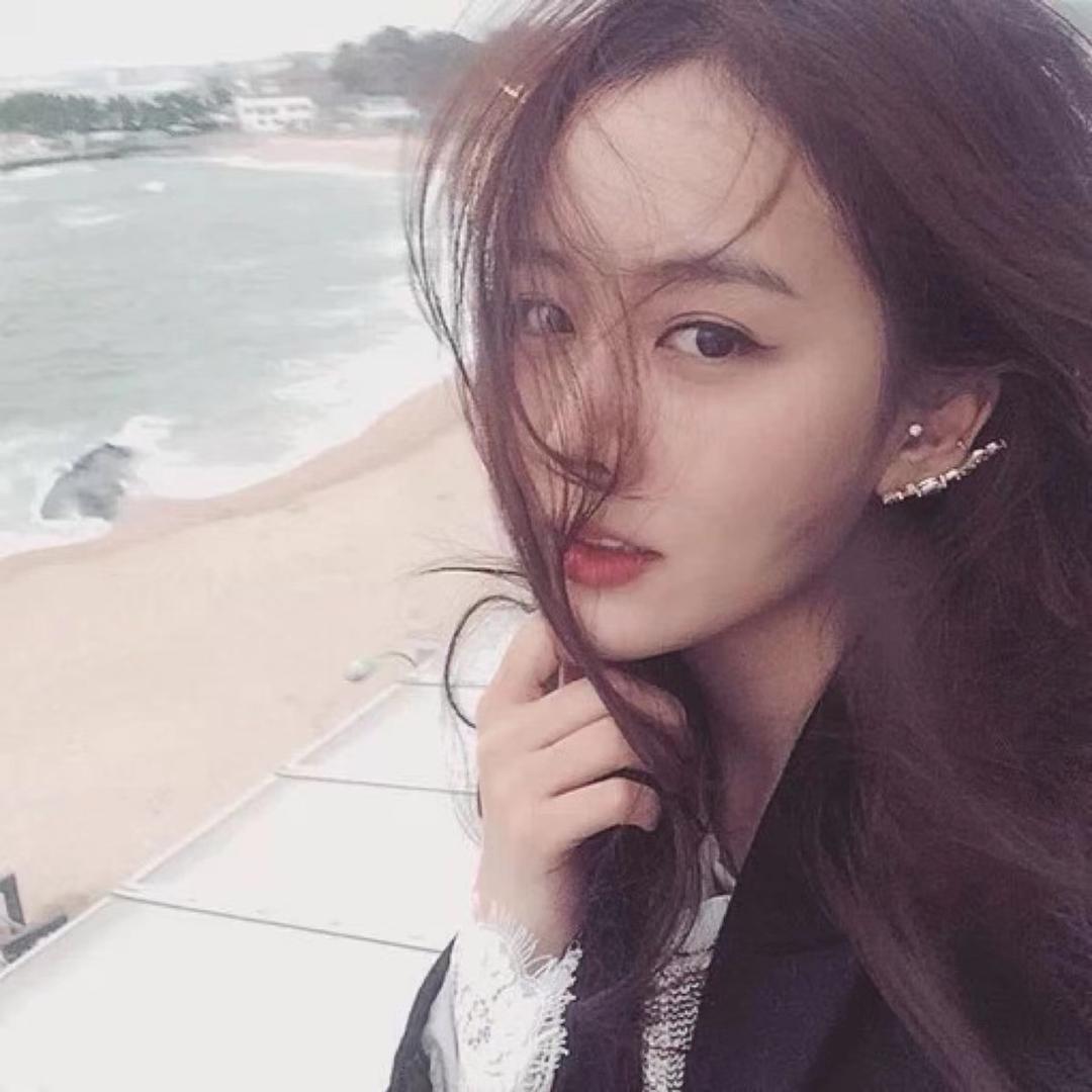 白月牙供应链美妆专卖店笑晓美甲