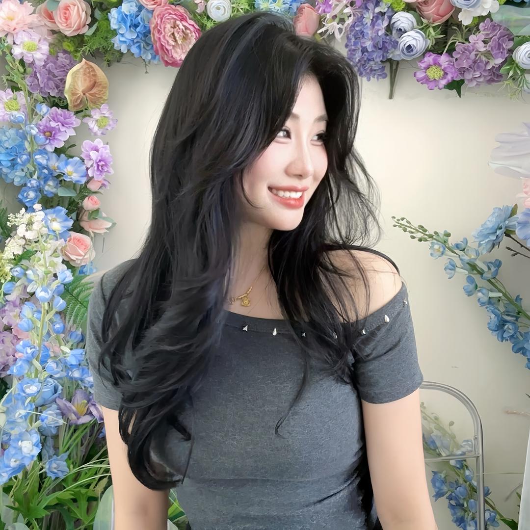 松蕃的董（吕虎女朋友）