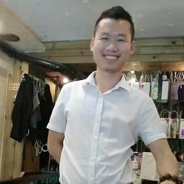 德阳西雅图私人定制美发