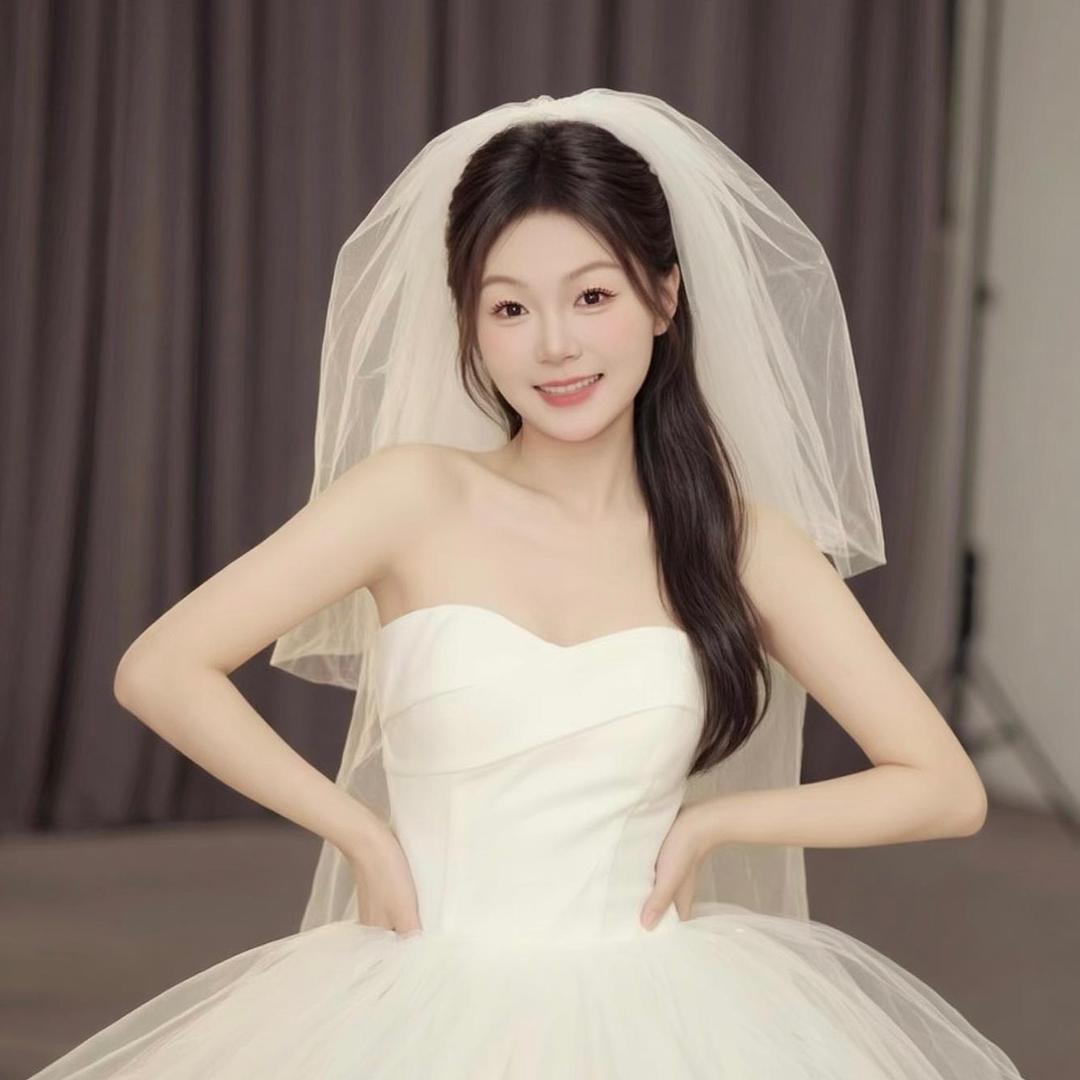 林ຼ中鹿໌美伢