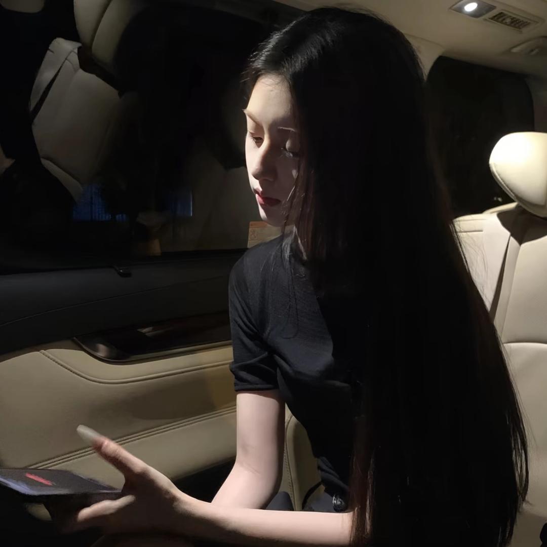张小云.