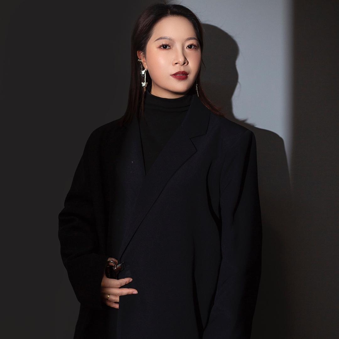 初诺嫁衣馆官方号