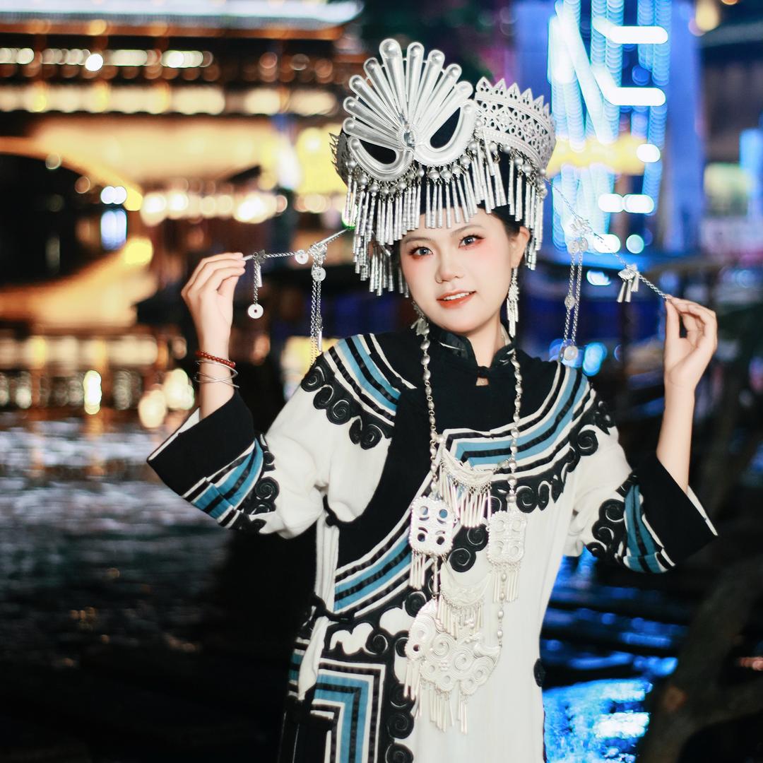 张家界导游小伍