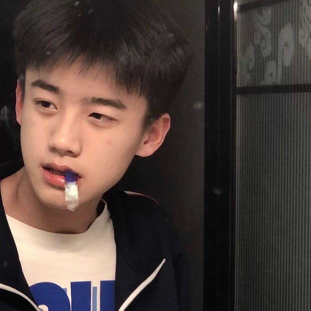 少爷