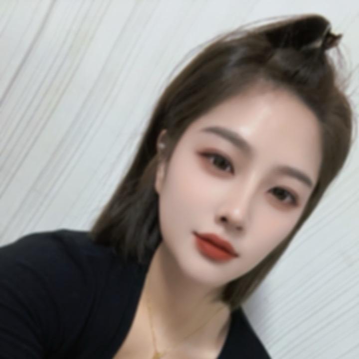 小张不温柔 .