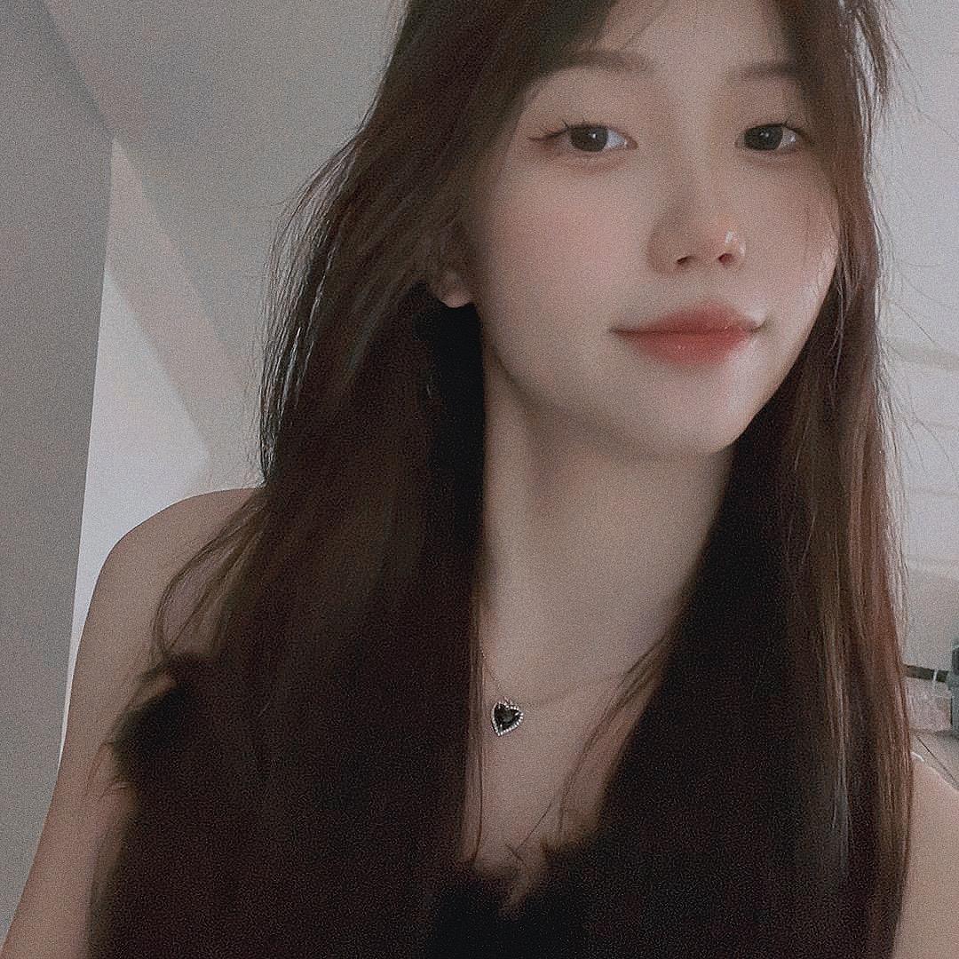 软软.