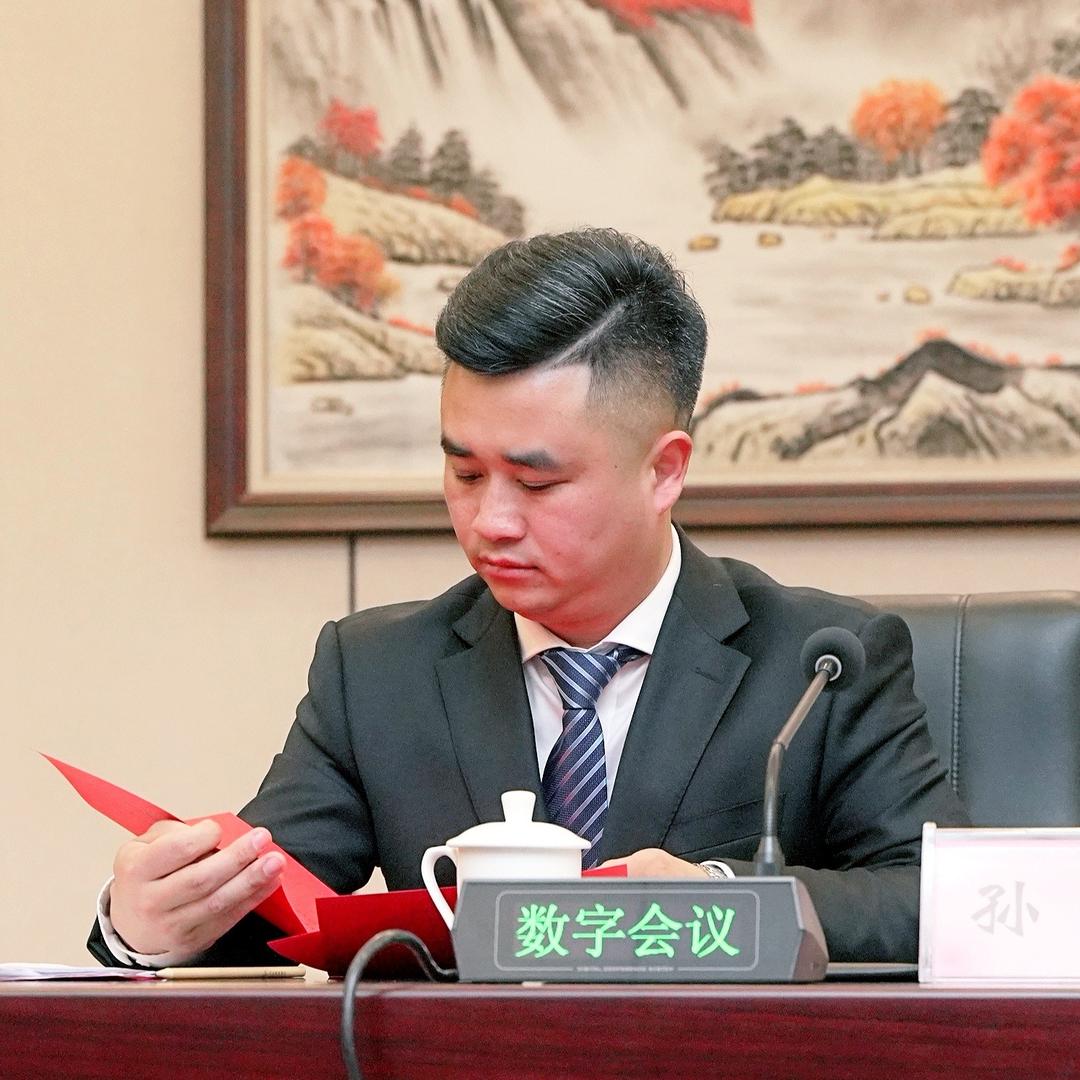 时尚裁衣
