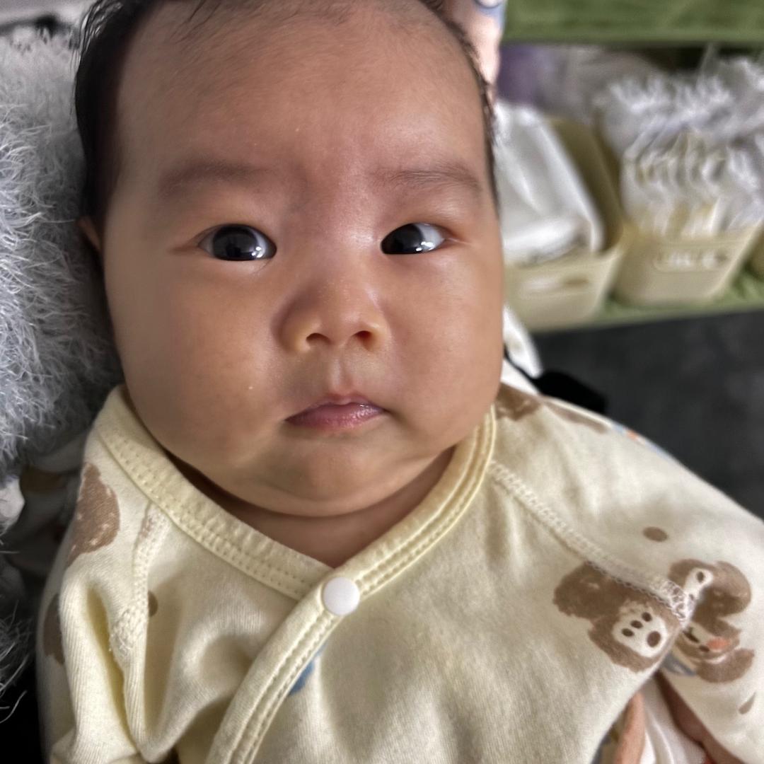 幸福一家人，，