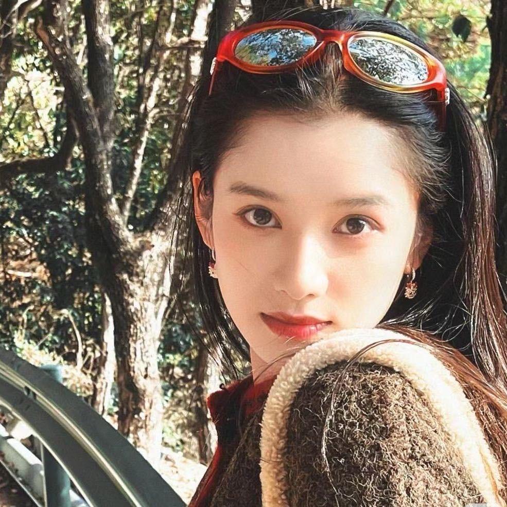 八点起