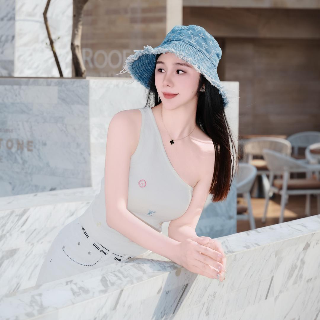 @杨薇儿