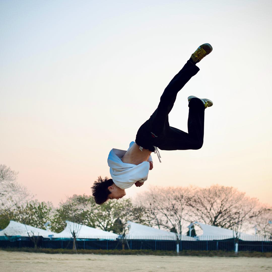 极风空翻-Tricking榔