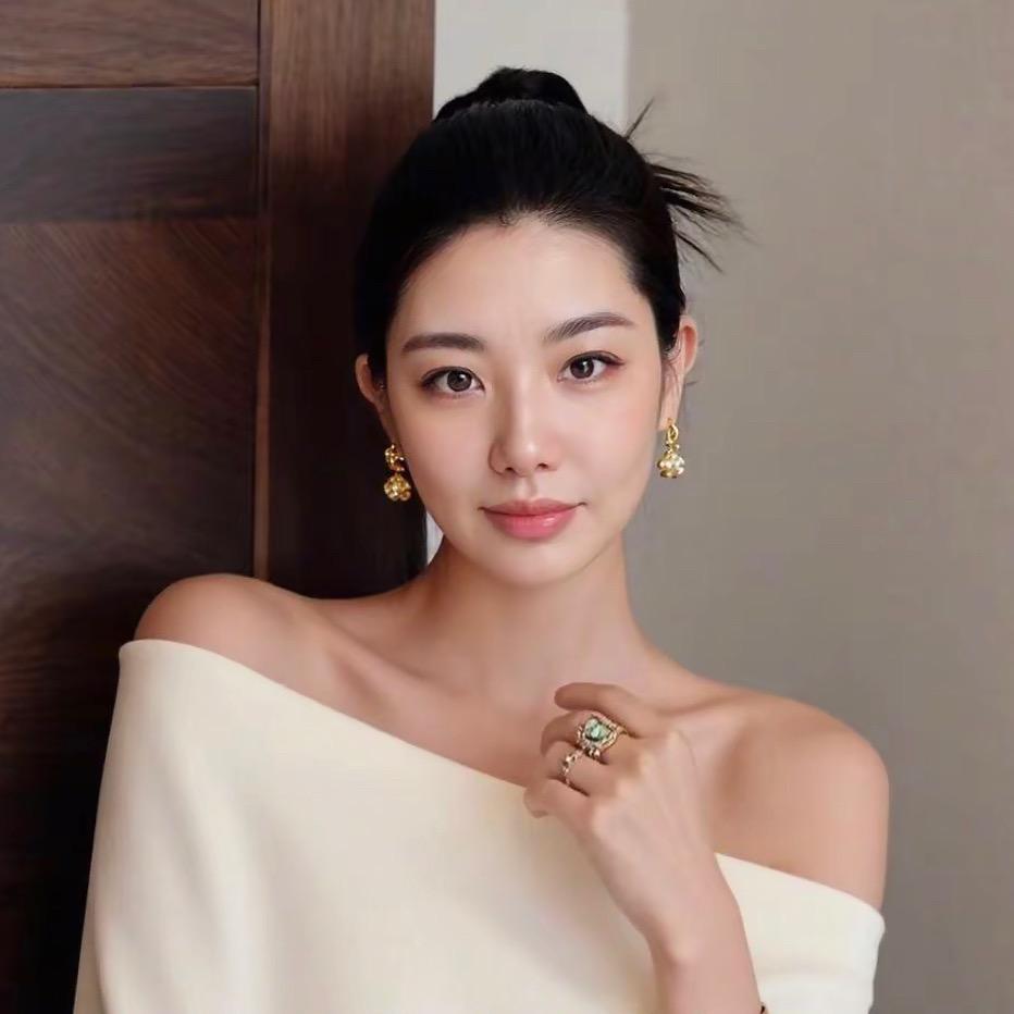 S小姐爱美丽