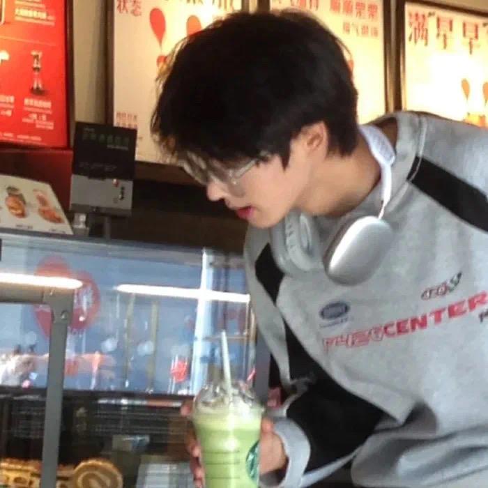 菌菜包