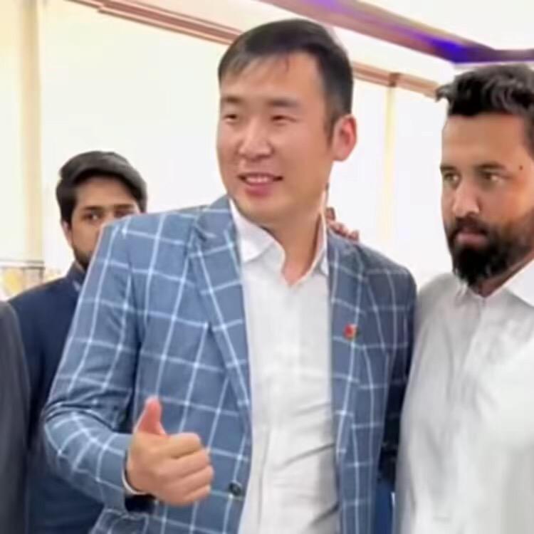 星光村🌟巴铁与小飞哥