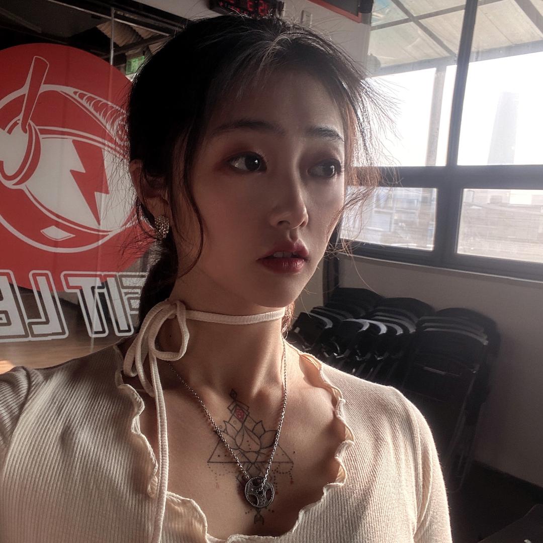 拿铁的初夏