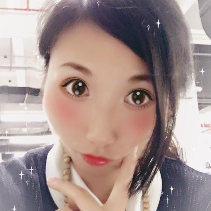 甜甜😊的💅微💍笑👣