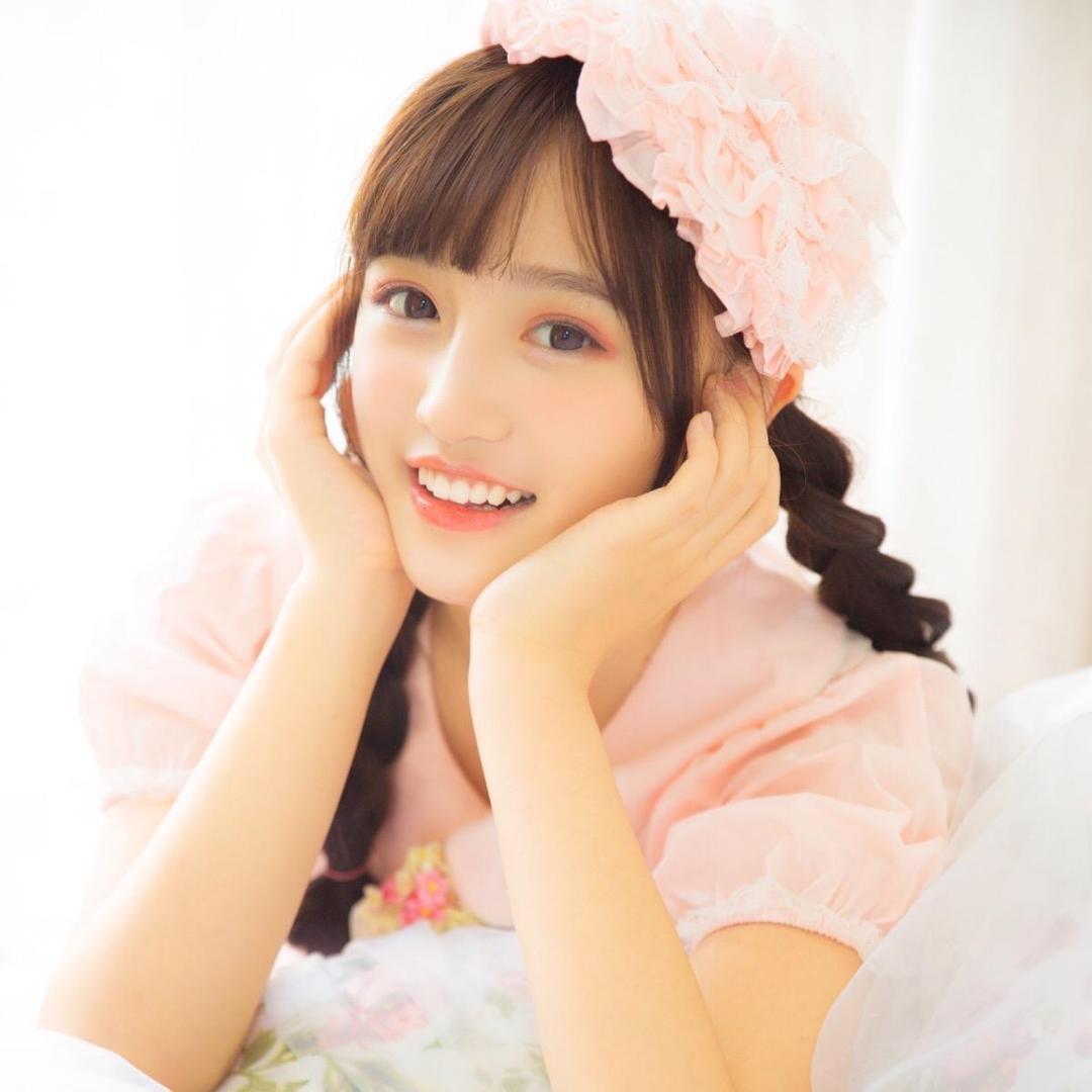 梓然服饰工厂店