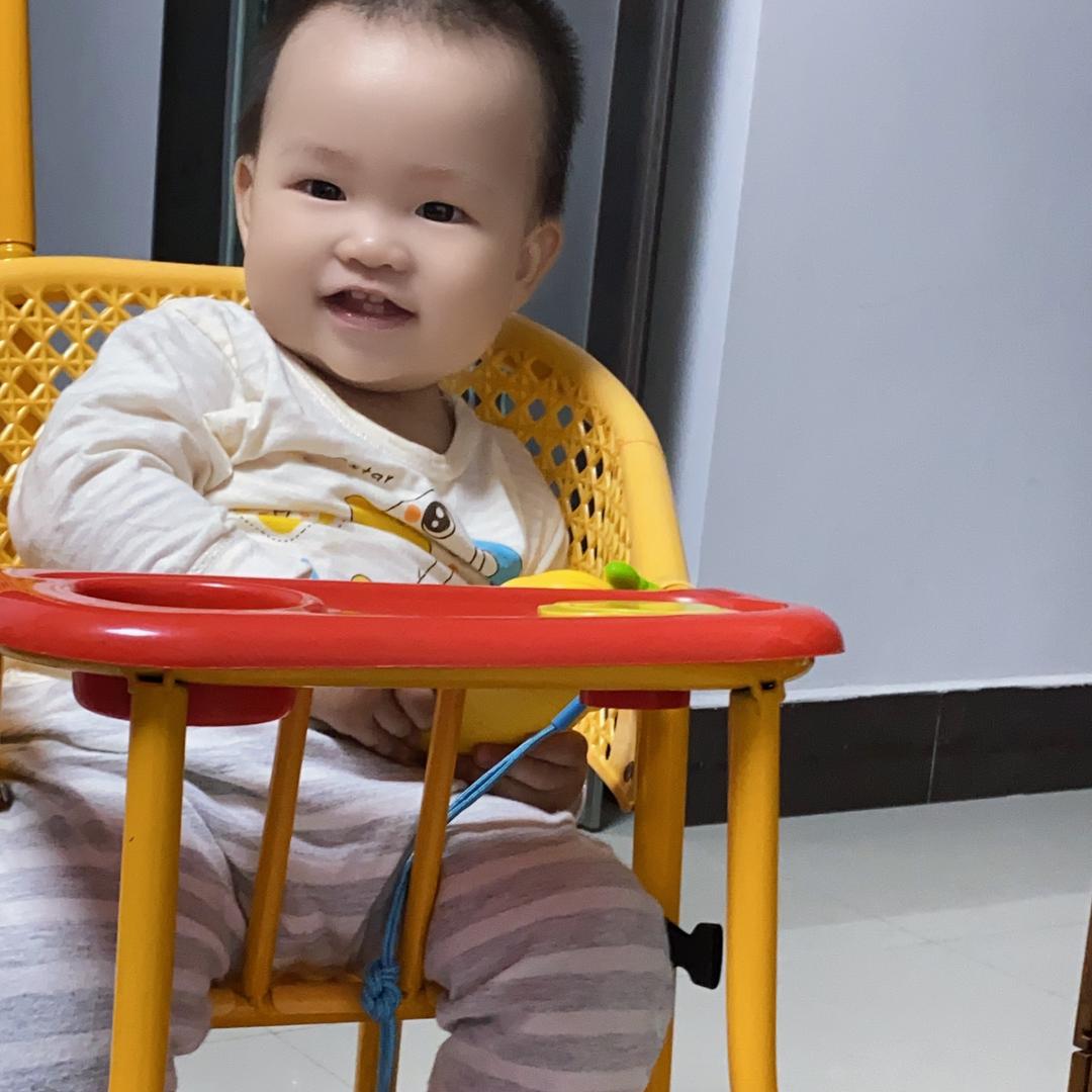 小奕麻麻吖