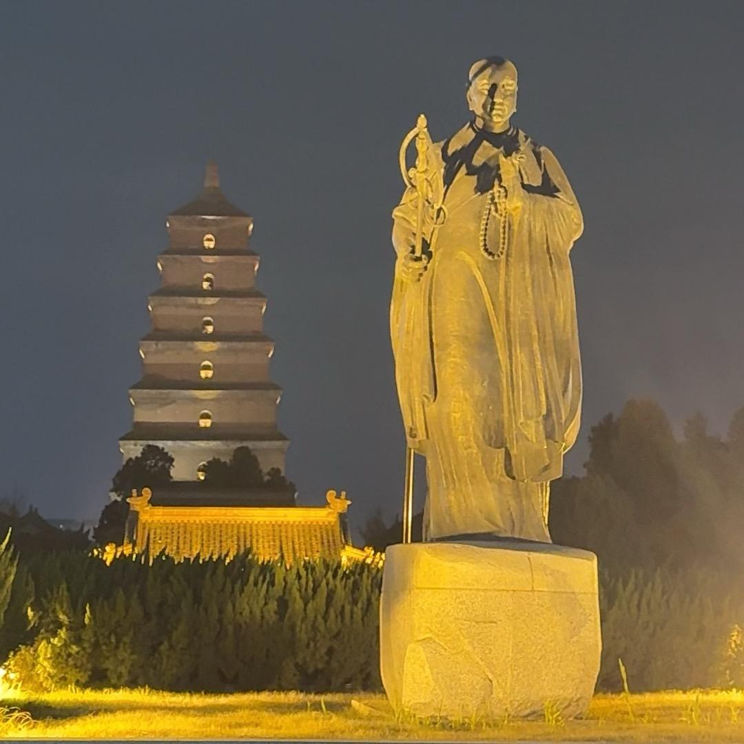 凌晨四点钟的太阳