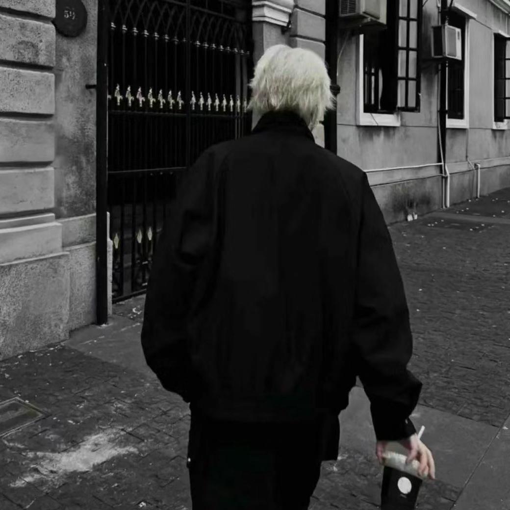 Mua小凯（地铁逃生）