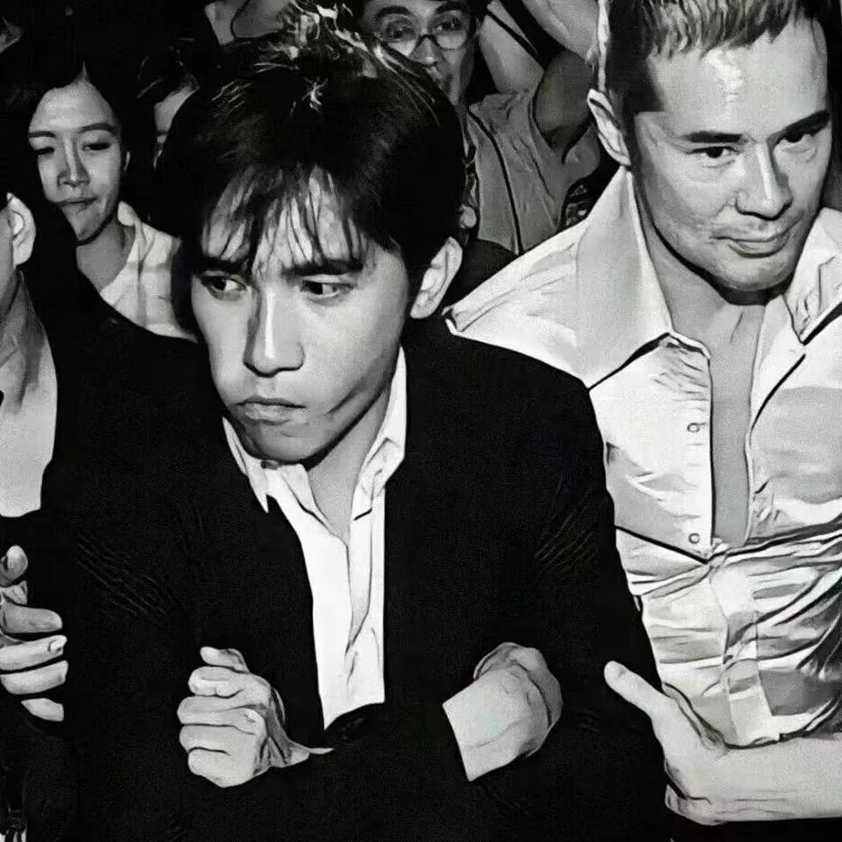 伤害女人的事我做不到