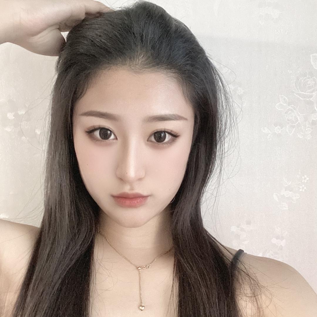 李想.-