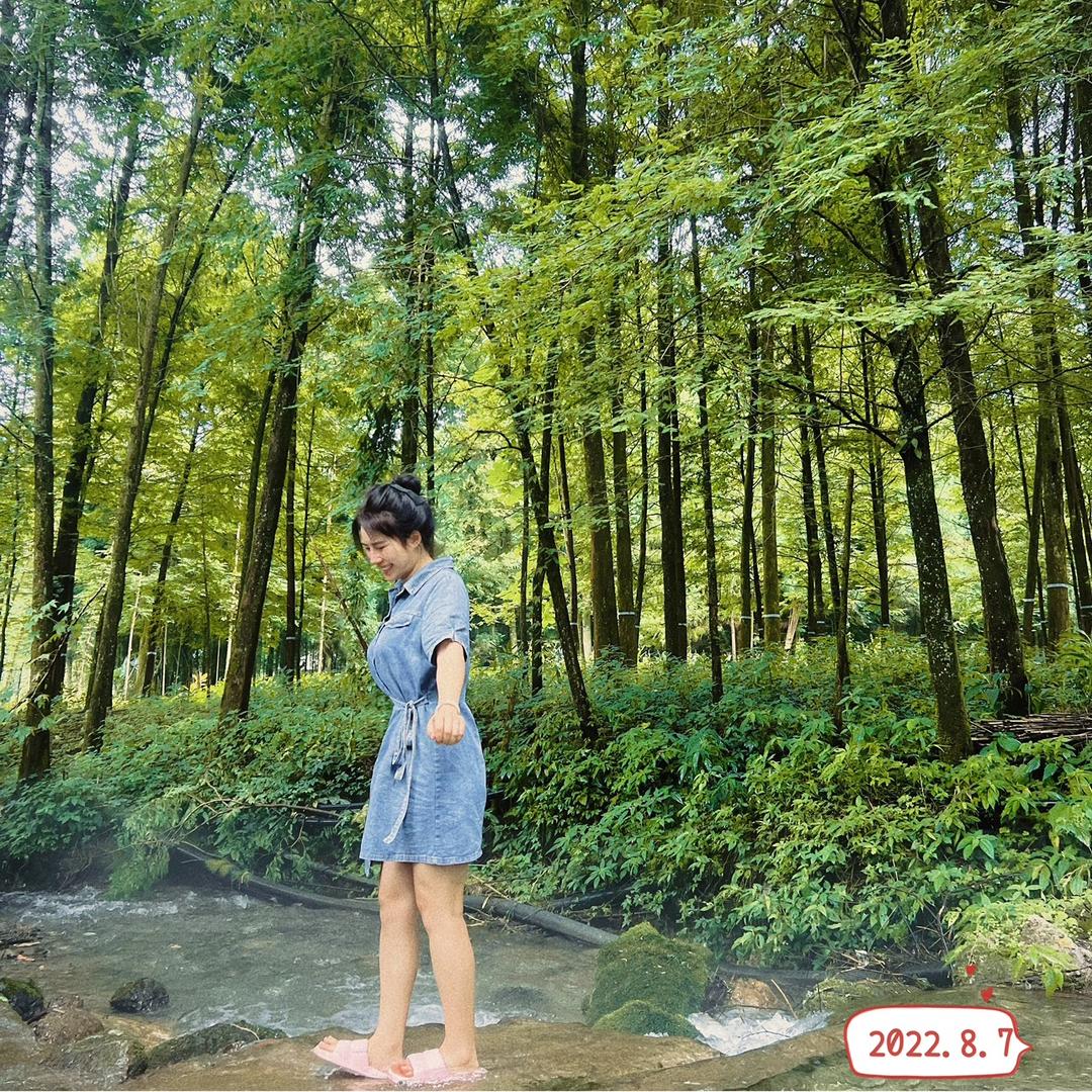 乐意 李
