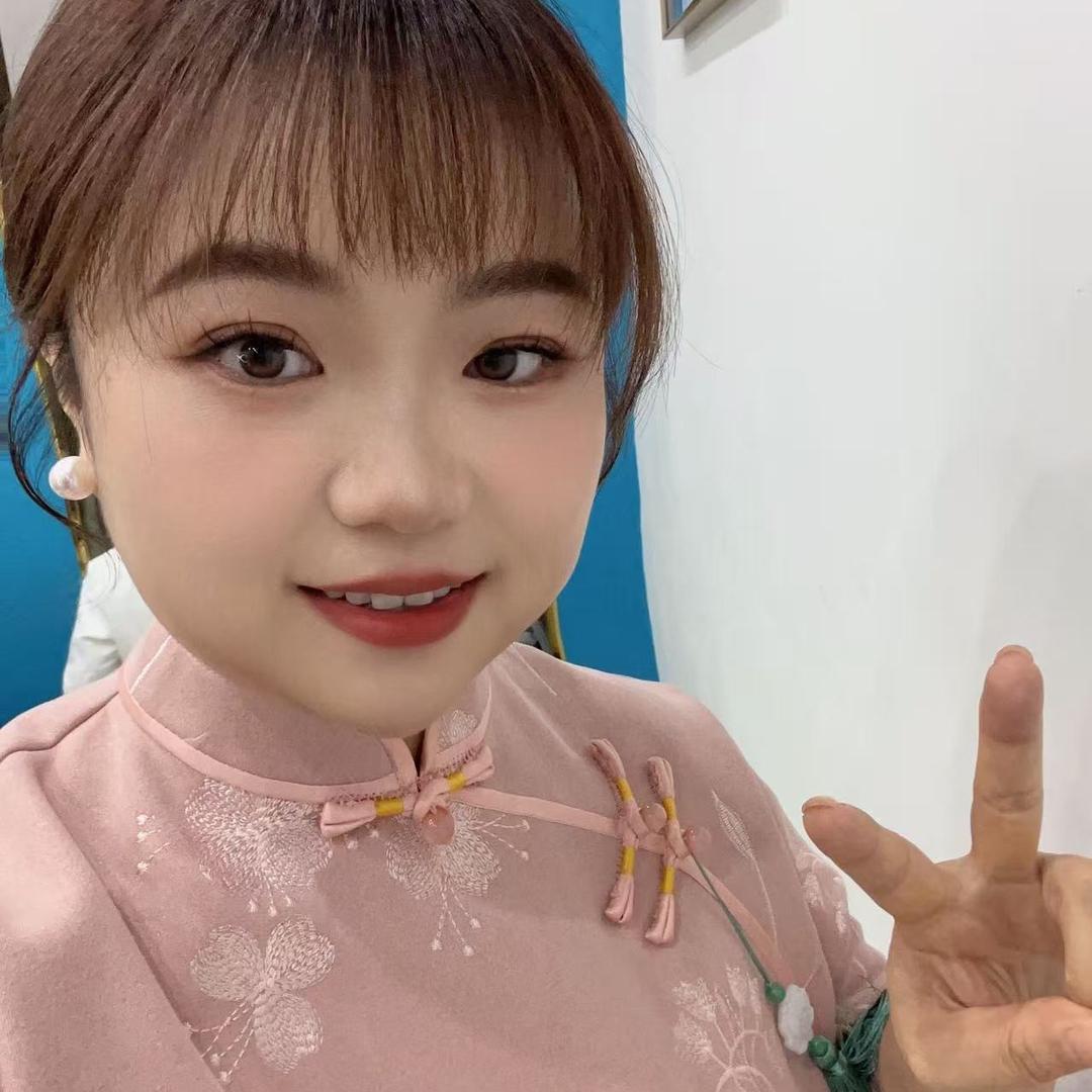 Li小静