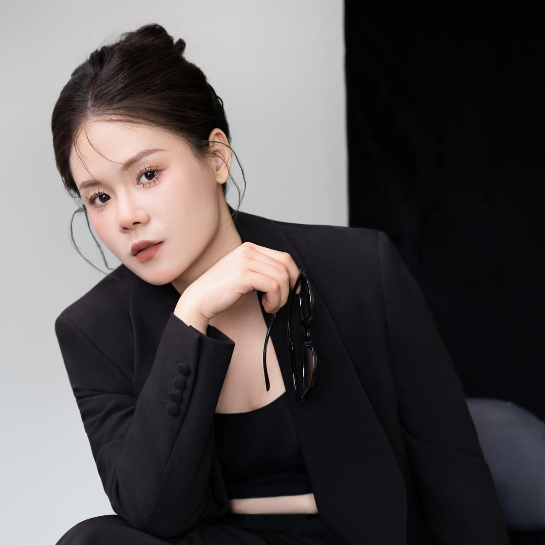 小虎妞🐯才华横溢