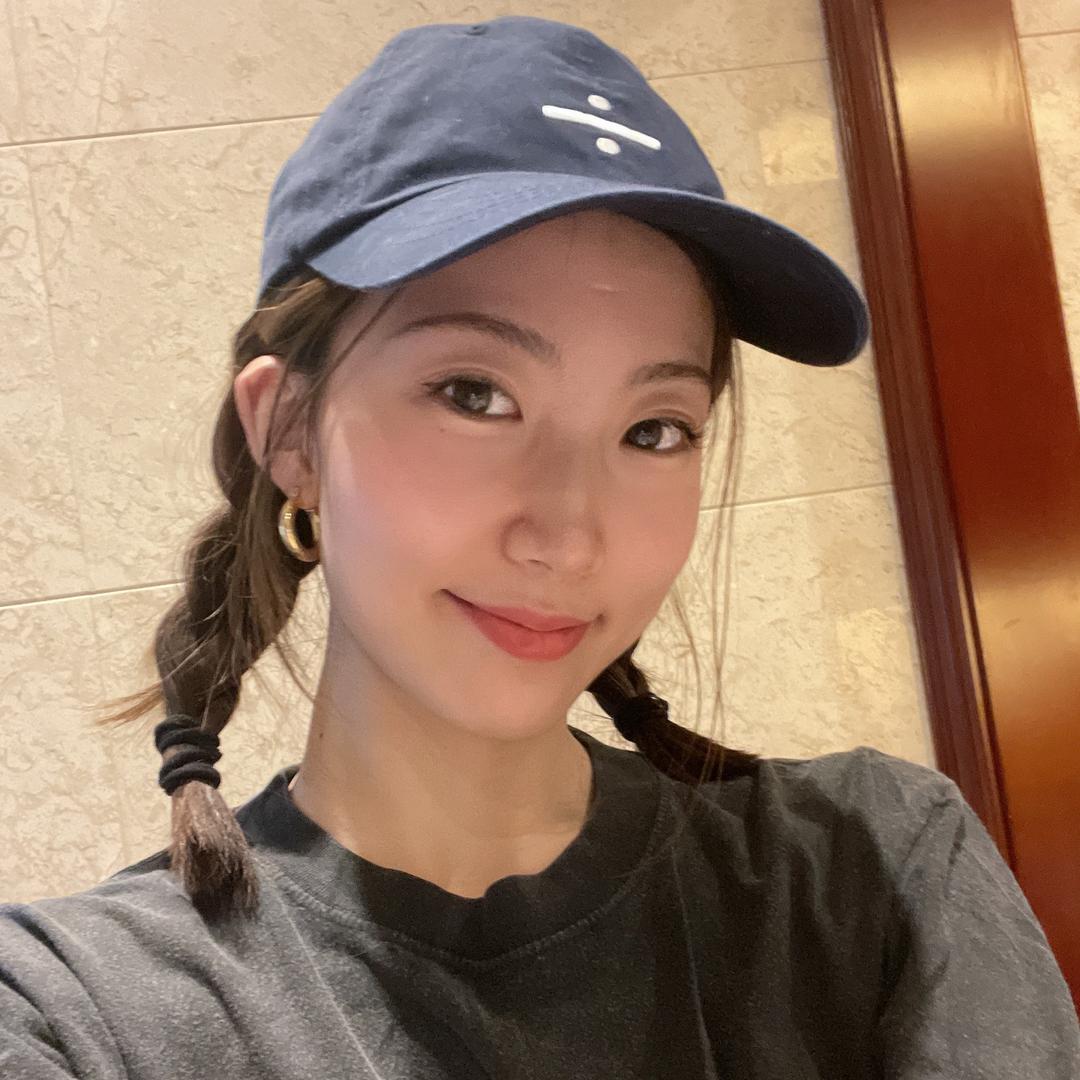 Yvonne_y