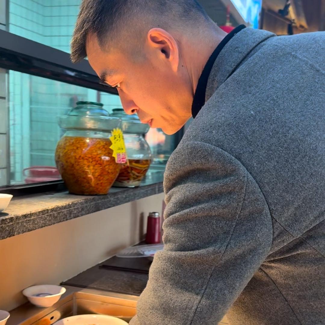 湘遇老碗柜剑哥