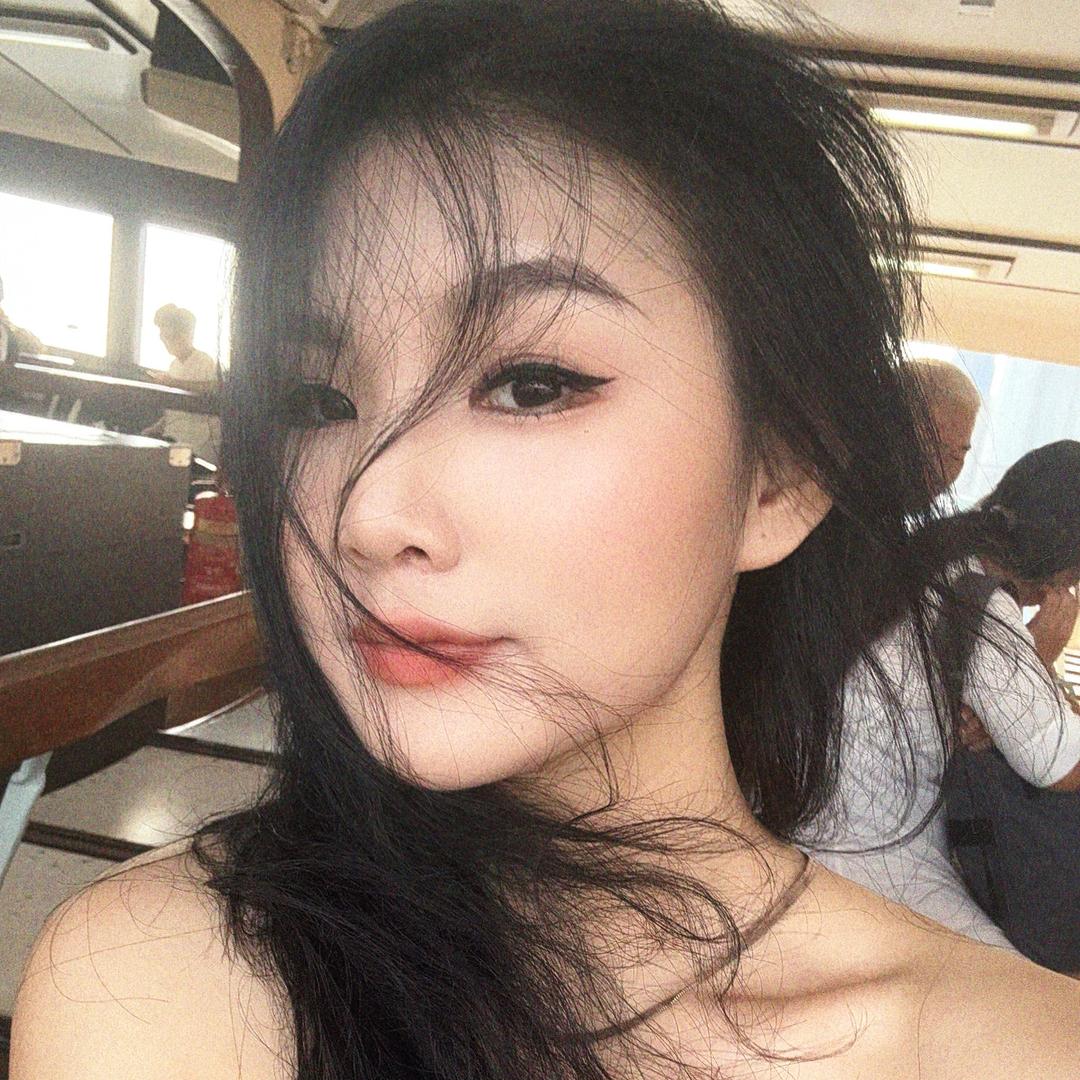 小个子的甜甜酱
