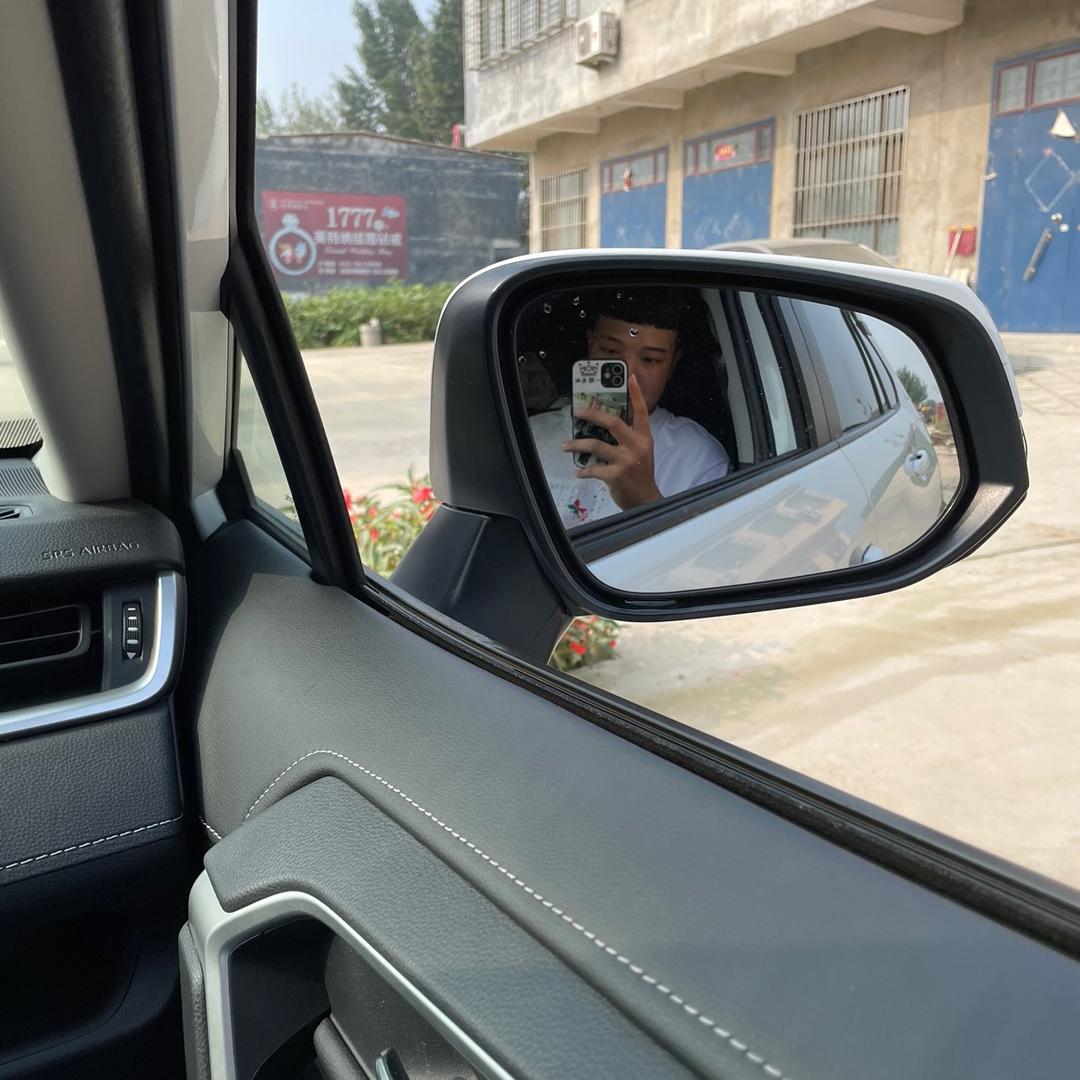 别发表情 🚶