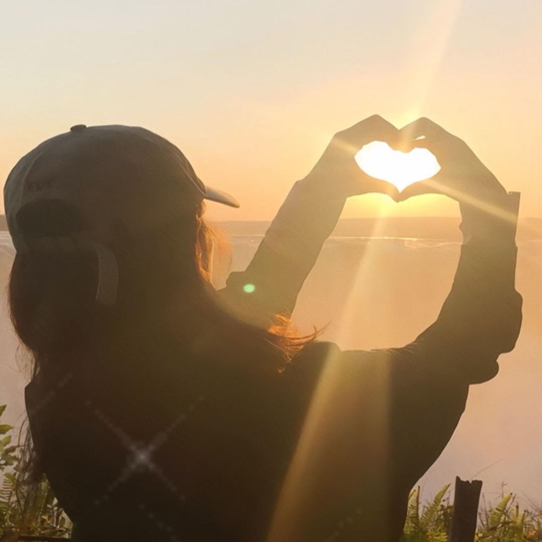 💞᭄᪲꧂余生爱自己💔᭨ᮩ໊࿐ 💞