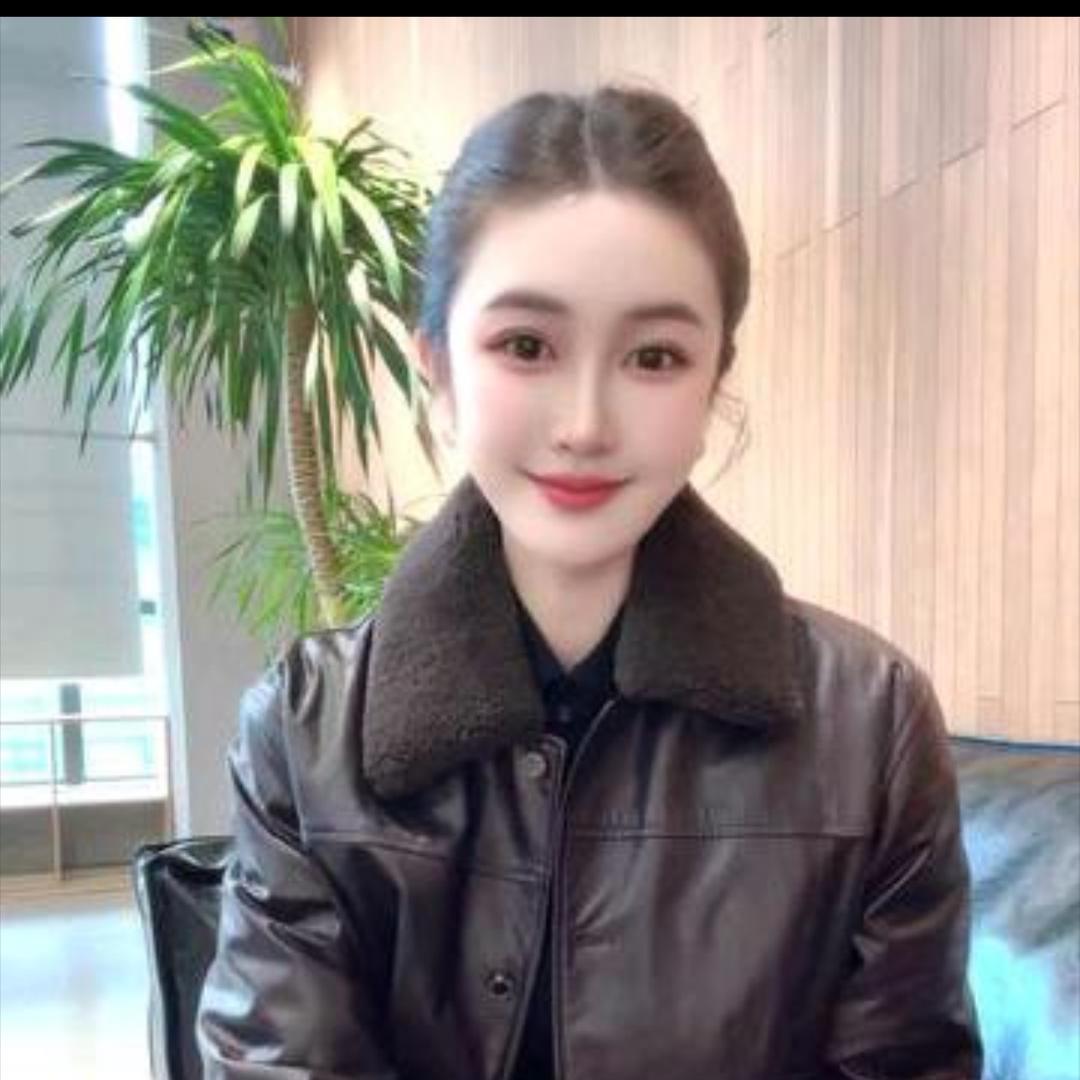 一同.（轻奢女装）