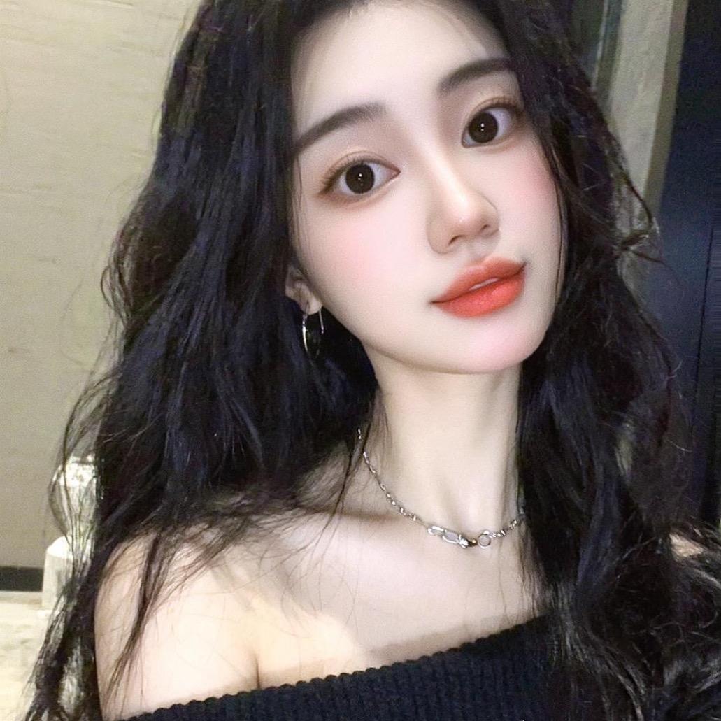 月弯弯🌙