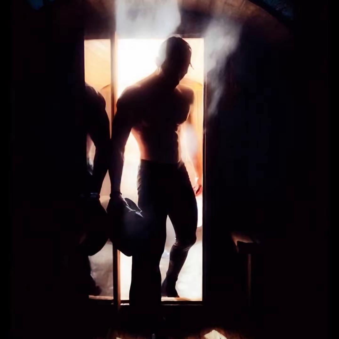 𝔯𝔢𝔡𝔄𝔳𝔞