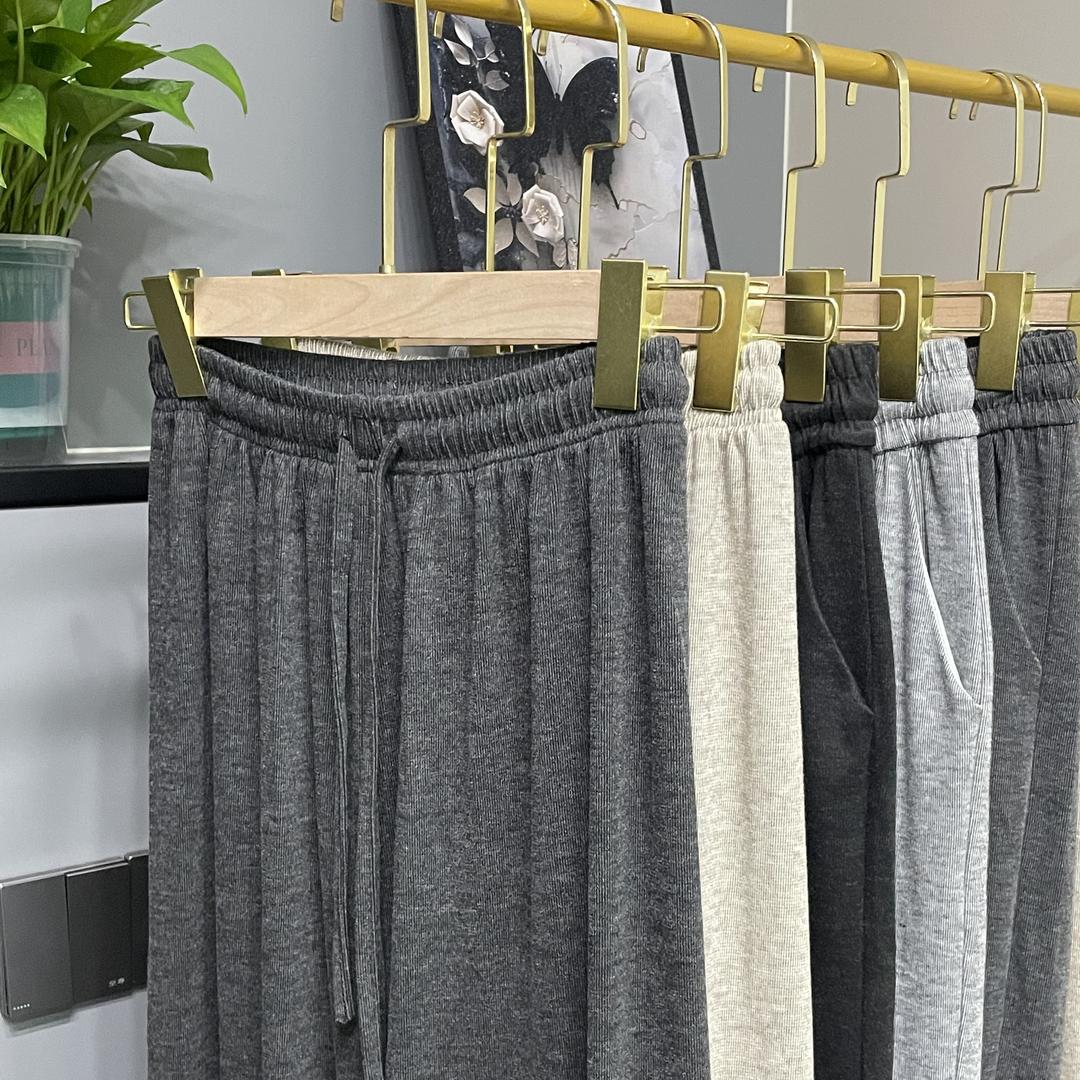 凌下衣度服饰品牌直营店