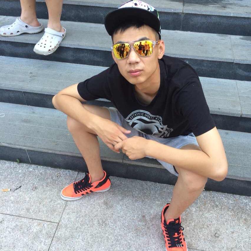 王潇潇🎱倒档
