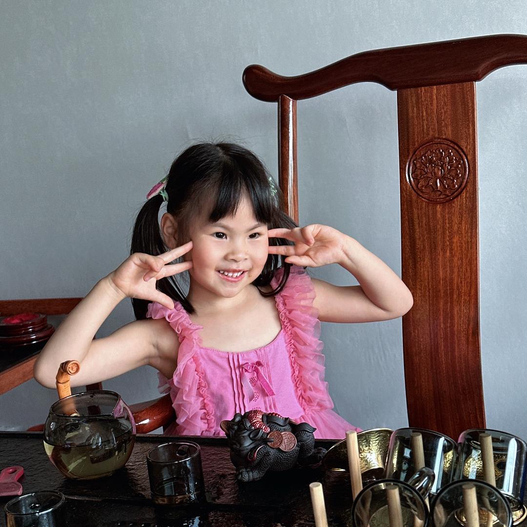 我是小石榴呀