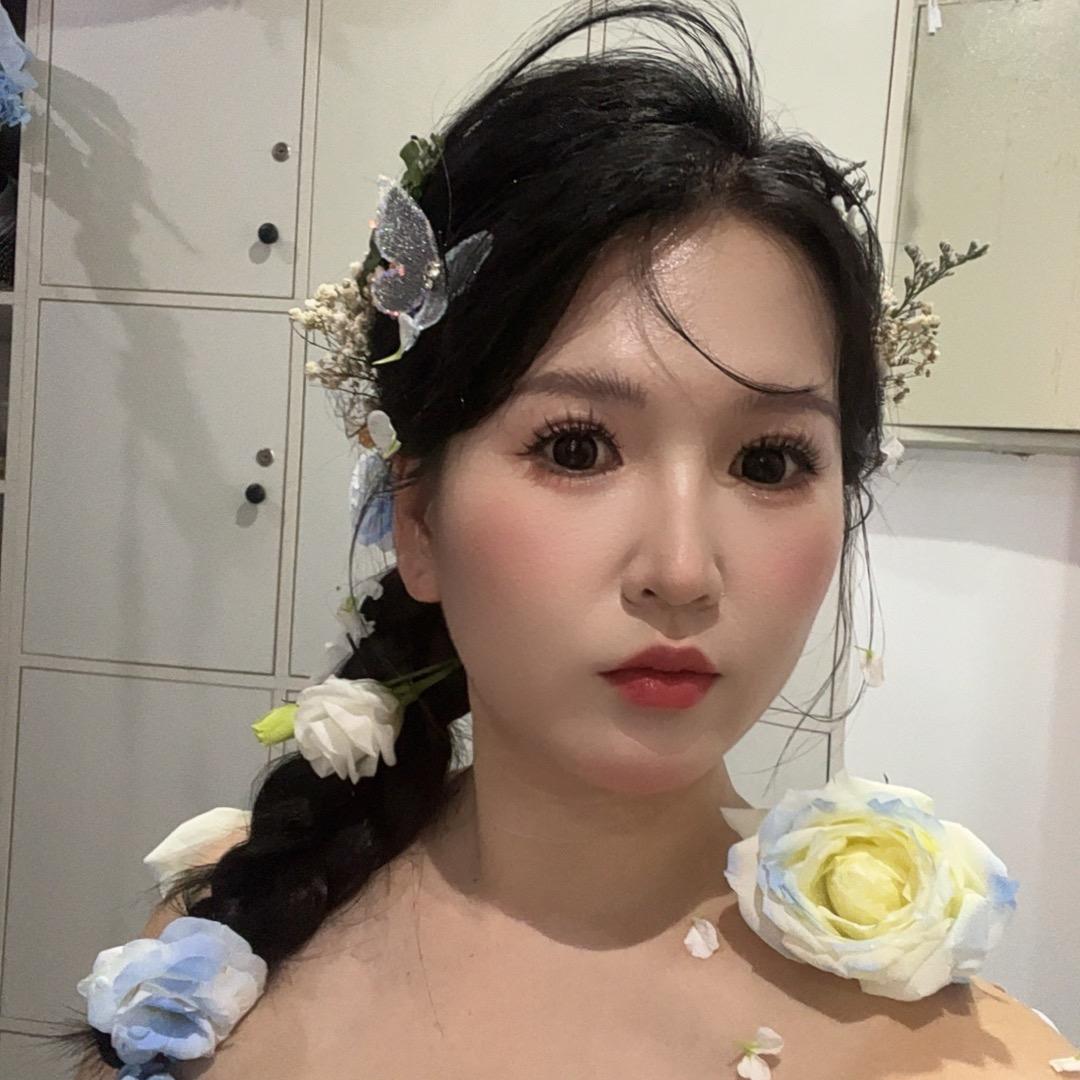 包包不想胖🍒