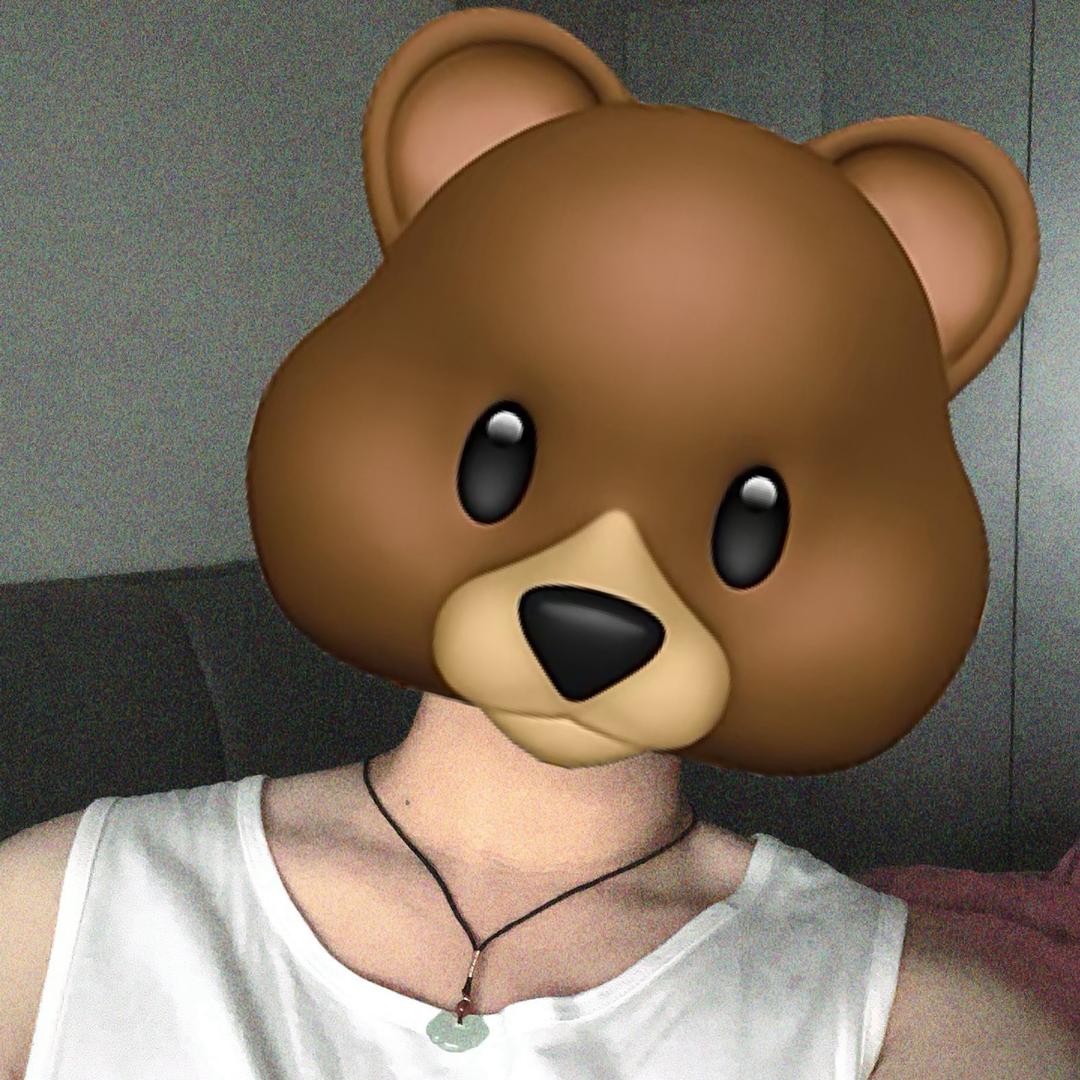 不知名小熊🐻