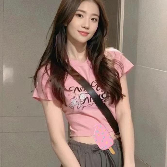 美 美     .