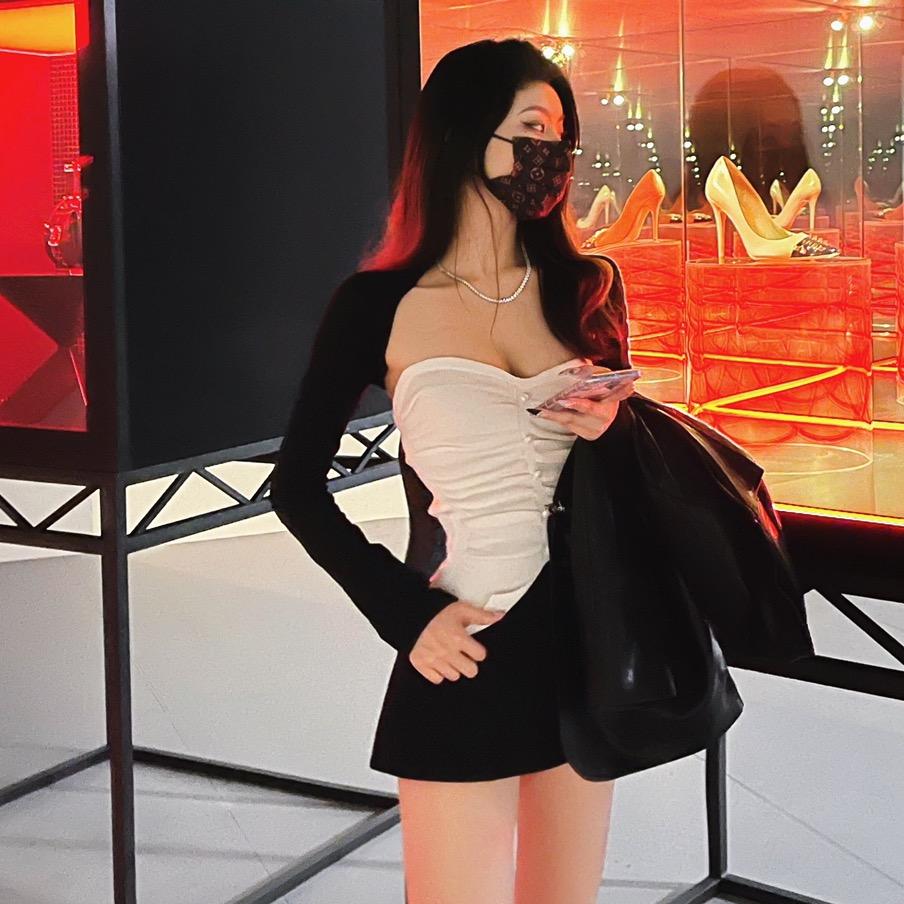 艾米莉娅