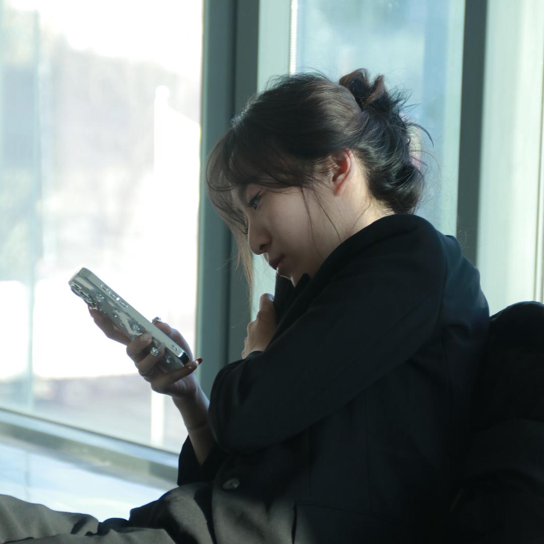 铭铭