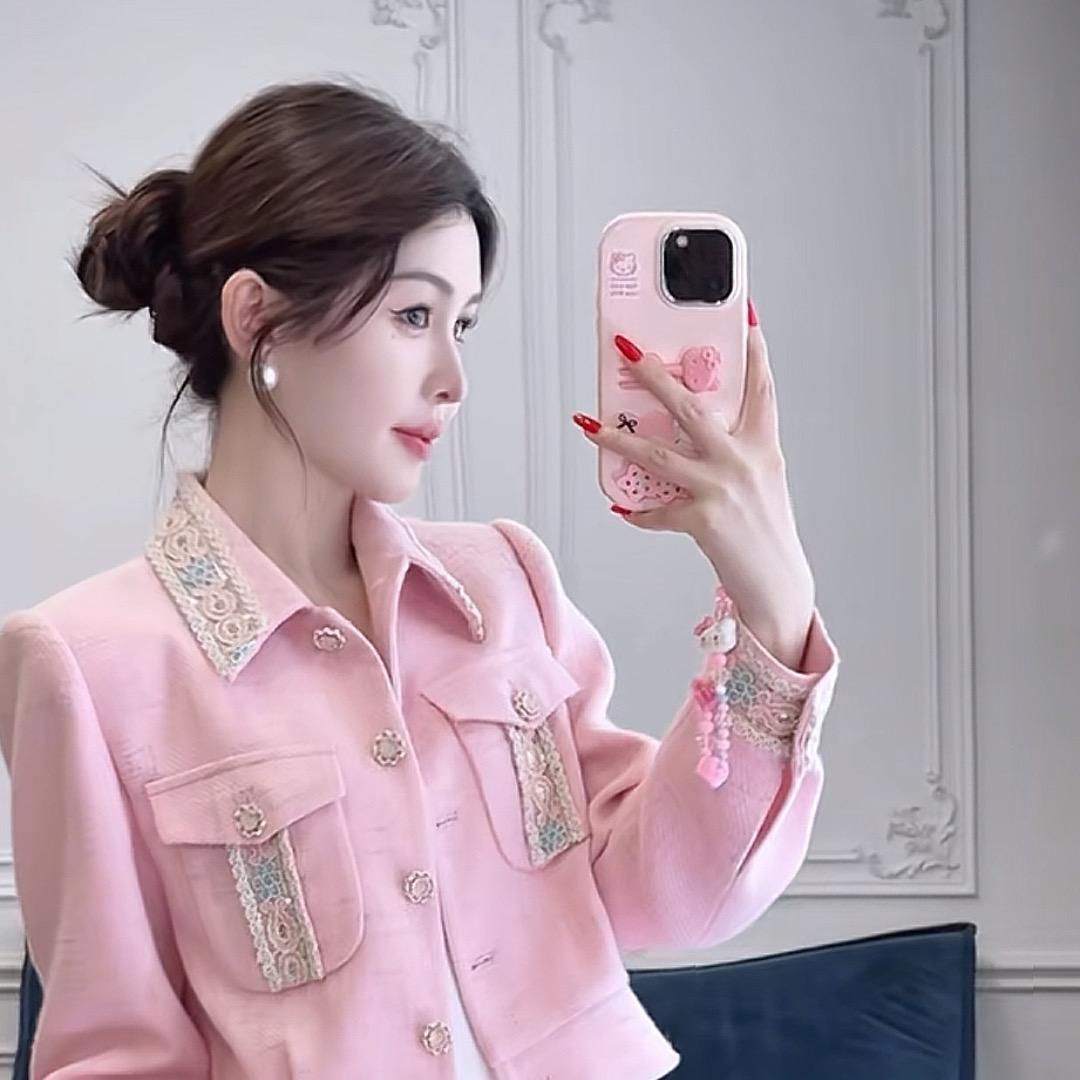 余潇潇（品质穿搭）