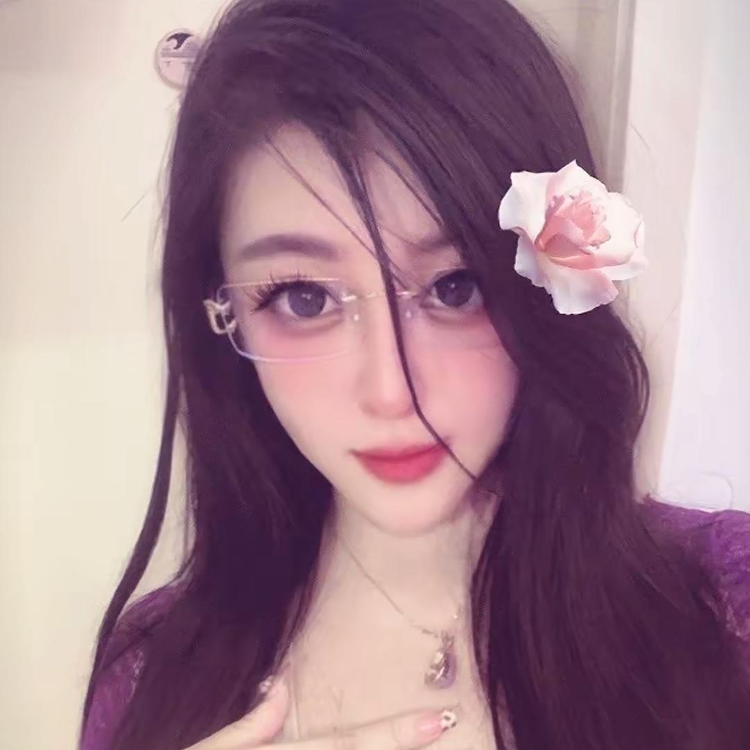 纯情母蟑螂🐄🌼💕