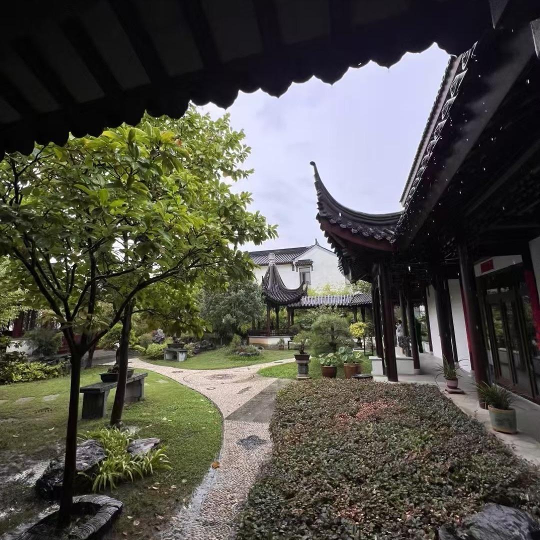 匿名