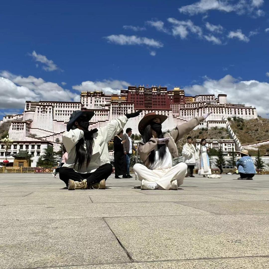 美蛙鱼火锅 芳姐